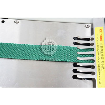Ανώτατη περιστροφική αυτόματη Webbing 600C τέμνουσα μηχανή για τις νάυλον κορδέλλες